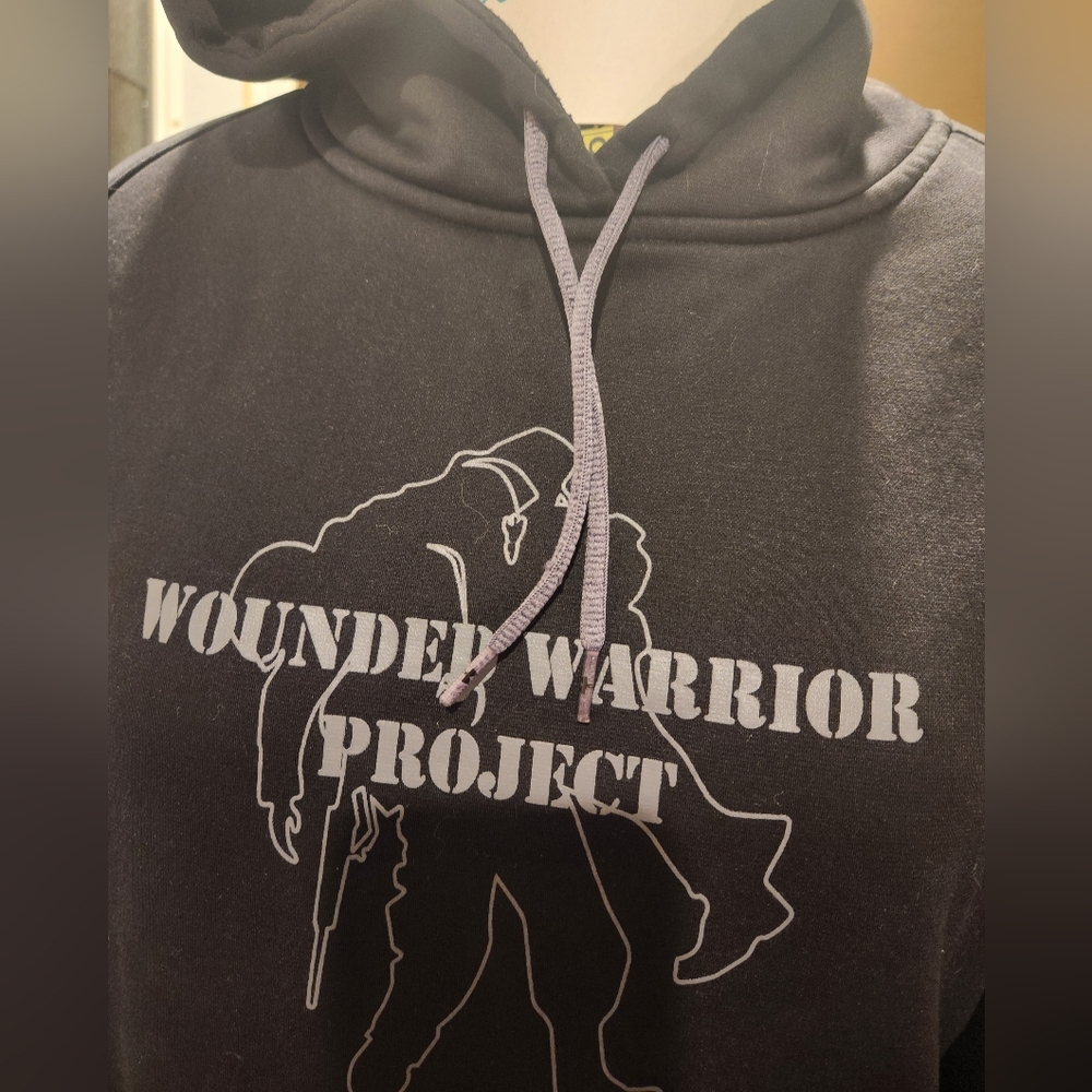 Under Armour xl hoodie - Picture 2 of 6